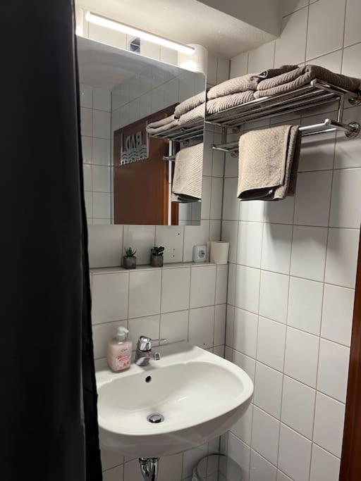 ליינפלדן-אכטרדינגן Apartment Am Stuttgarter Flughafen / Messe מראה חיצוני תמונה